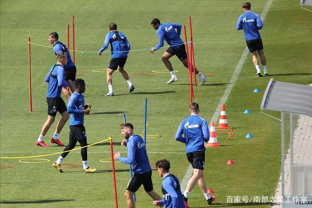 吉马良斯：争取让教练选人更为困难，我们的目标是夺回冠军